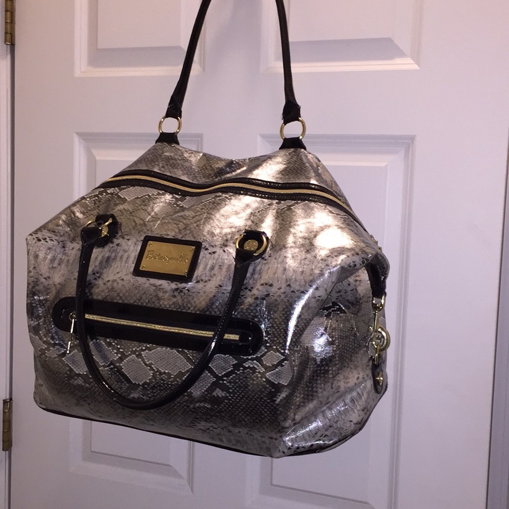 Betsey Johnson weekender bag